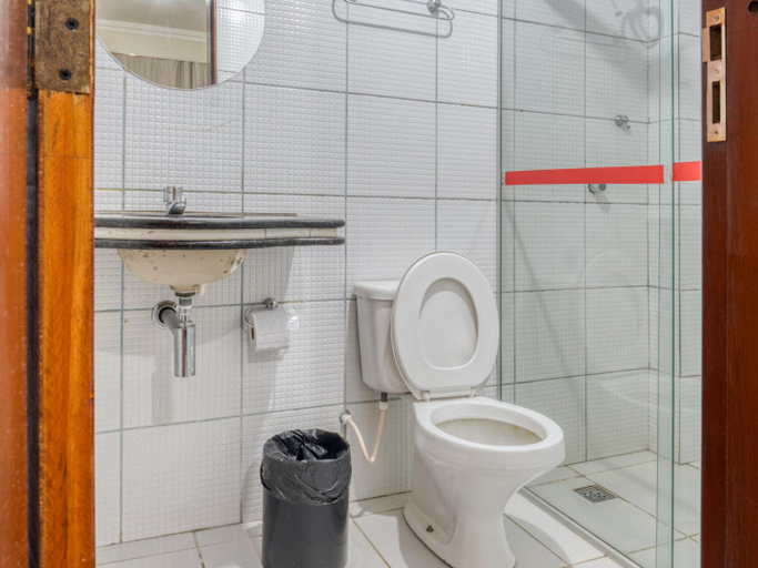 Bathroom 5, Pousada Ilha Costeira, São Luis