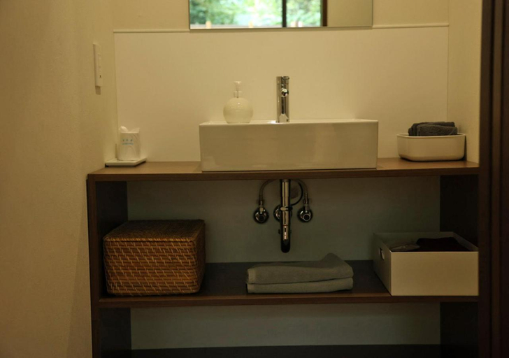 Bathroom 4, Gyokusenkaku, Nagato