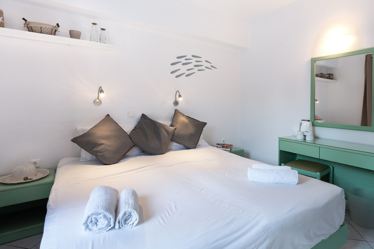 Bedroom 3, Nathalie Hotel, South Aegean