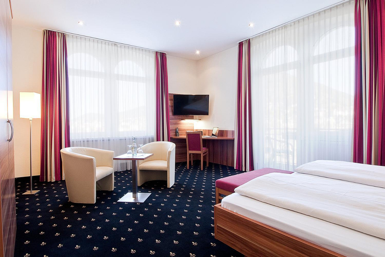 Bedroom 3, Hotel Panorama, Heidelberg