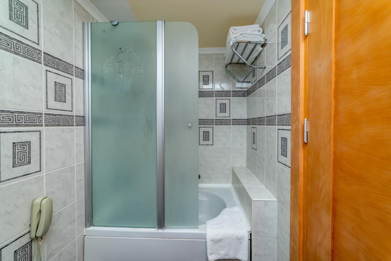 Bathroom 4, Armas Kaplan Paradise - All Inclusive, Kemer