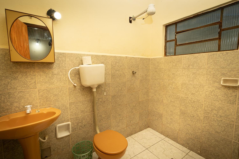 Bathroom, Pousada Pantanal, Sapezal