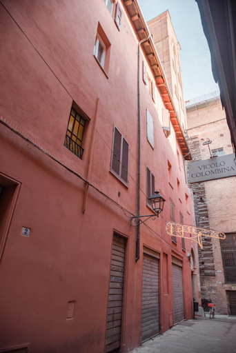 Others 4, La Colombina, Bologna