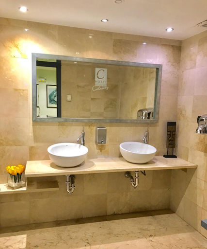 Bathroom 4, Hotel Calasanz, Barcelona