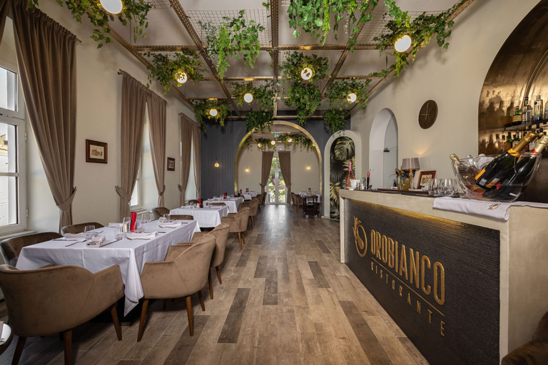 Food & Drinks 5, Haller Boutique, Targu Mures