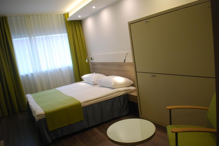 Bedroom 3, Kalev Spa Hotel & Waterpark, Tallinn