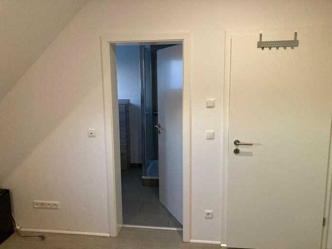 Bathroom 5, Gaste und Messezimmer Adelheidsdorf, Celle