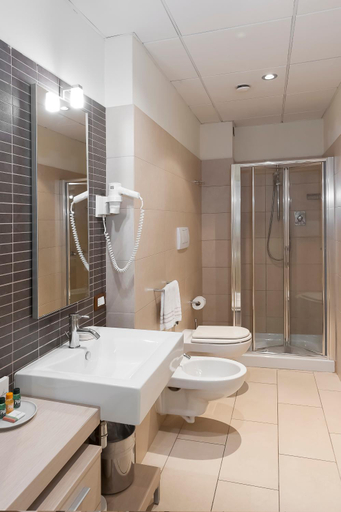 Bathroom 3, PopArtment, Florence