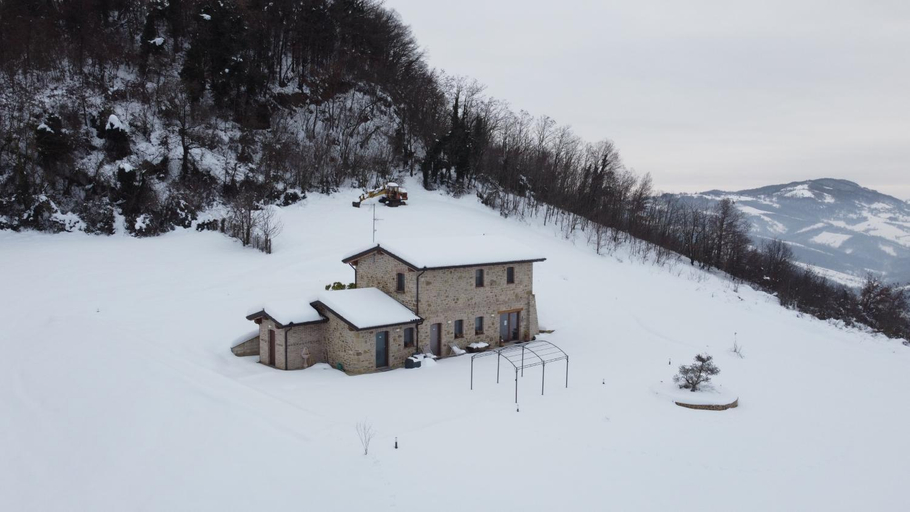 Others 4, Ca' del Passero b&b, Piacenza