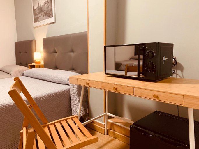 Bedroom 3, Hostal Patria Madrid, Madrid