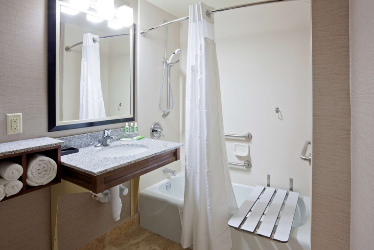 Bathroom 4, Best Western Plus Willmar, Kandiyohi