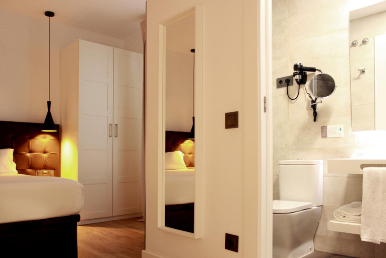 Bedroom 3, Woohoo Rooms Fuencarral, Madrid