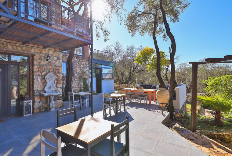 Food & Drinks 3, Kale Lodge, Kaş