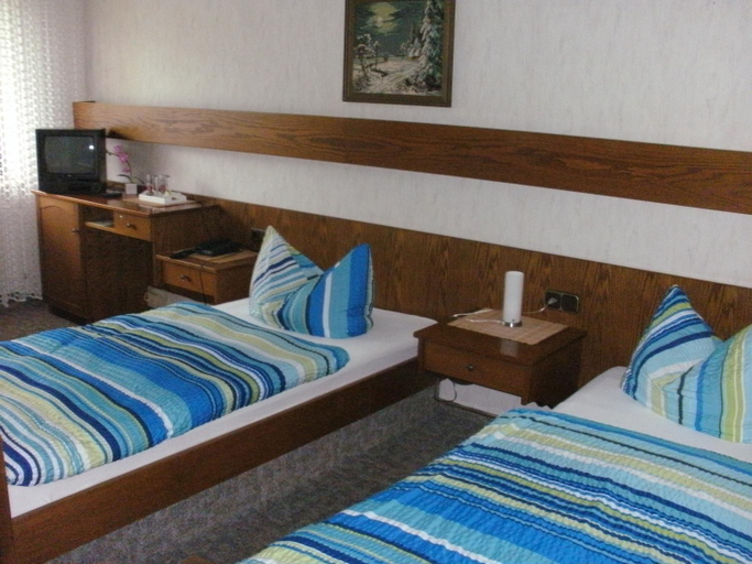 Bedroom 3, Tannenhof, Miltenberg