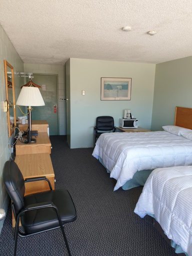 2, Chimo Motel, Cochrane