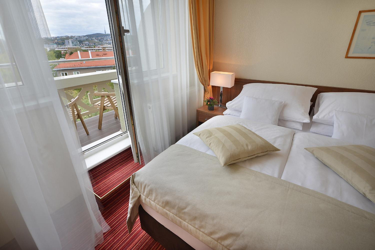 Bedroom 3, Apollo Hotel Bratislava, Bratislava