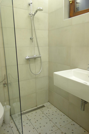 Bathroom 3, Villa Quantum Beograd, Belgrade