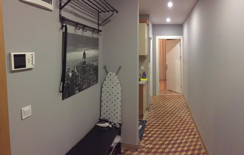 Others 5, Oval Flats Old City, Fatih