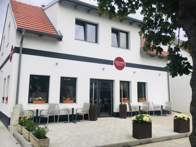 Others 4, DOMS Gastehaus, Neusiedl am See