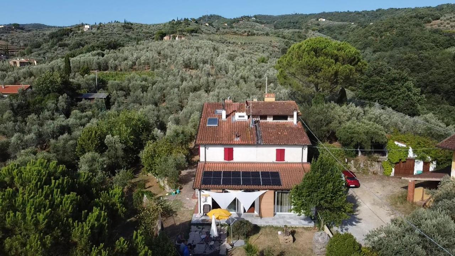 Others 3, B&B Vallata, Pistoia