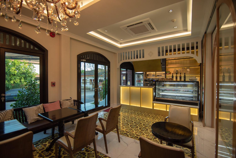 Food & Drinks 4, Nanta Glam CM Hotel & Residences, Muang Chiang Mai