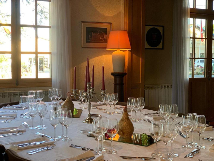 Food & Drinks, Chateau Maucaillou, Gironde