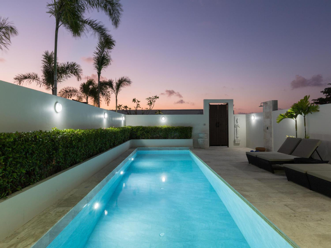 Swimming Pool 5