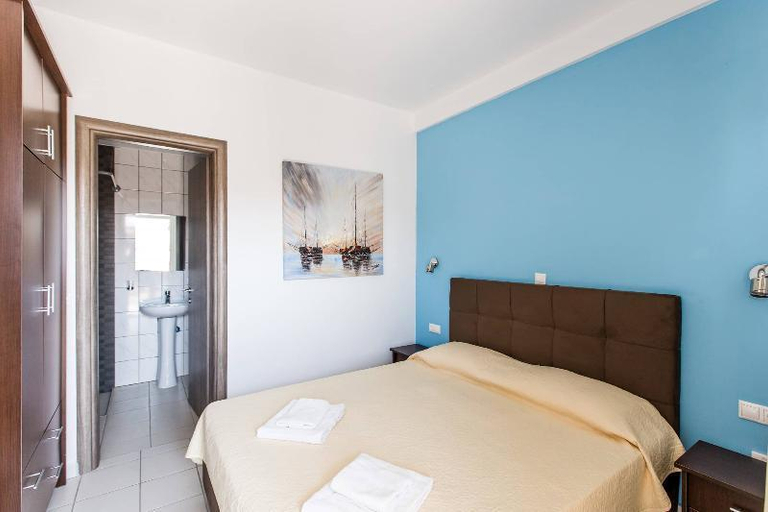 Bedroom 3, Greek Pride Ηotel and Apartments, Central Macedonia