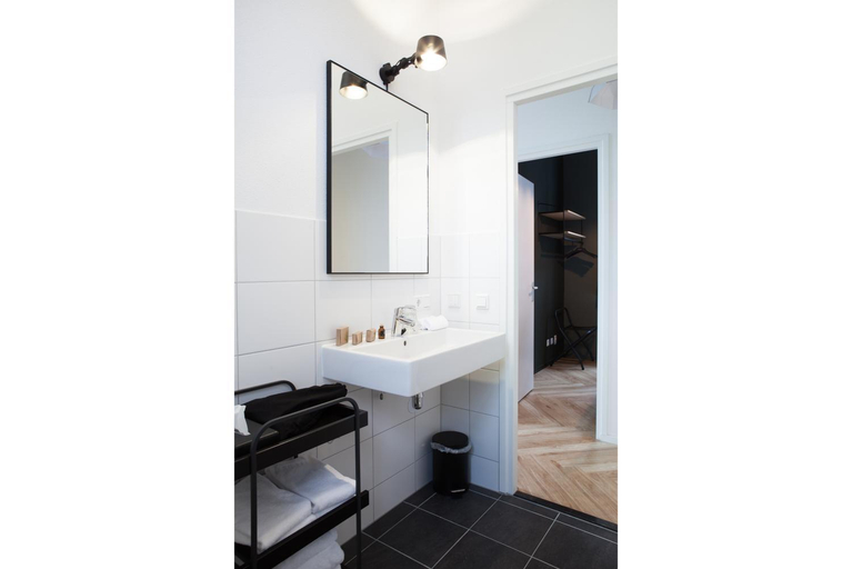 Bathroom 4, The Duke Apartments, 's-Hertogenbosch