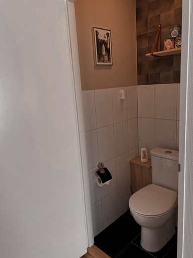 Bathroom 3, Loods 123 bed & kitchen, Landgraaf
