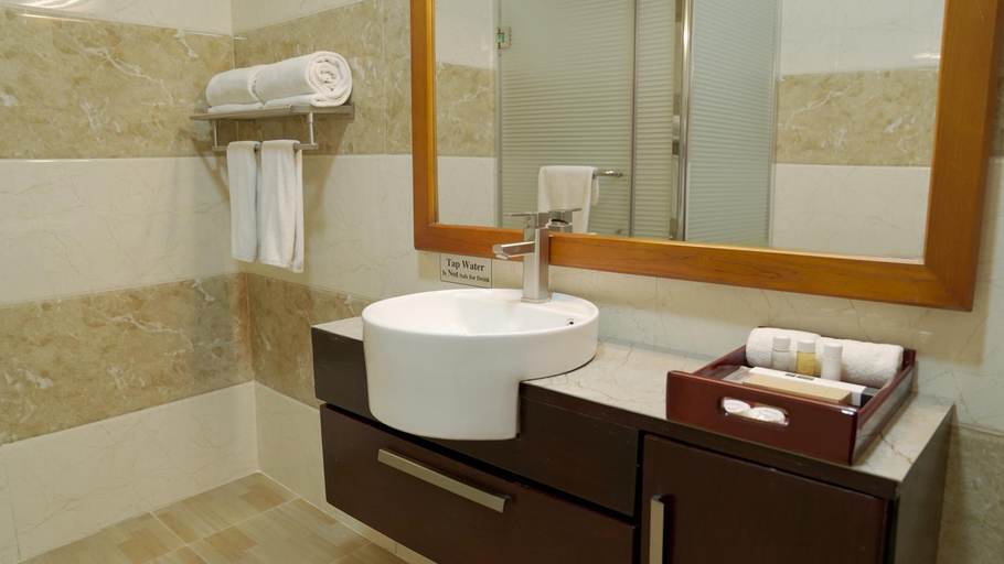 Bathroom 4, Best Western Plus Pearl Addis, Addis Abeba