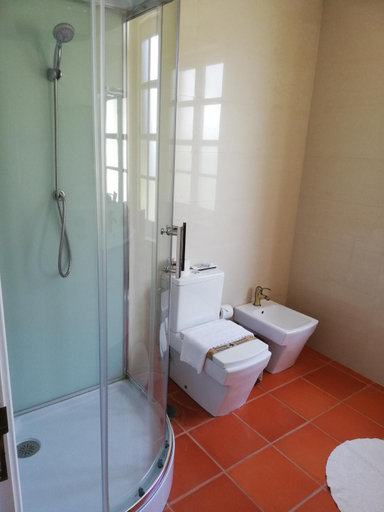 Bathroom 4, Quinta da Varzea, Almeirim