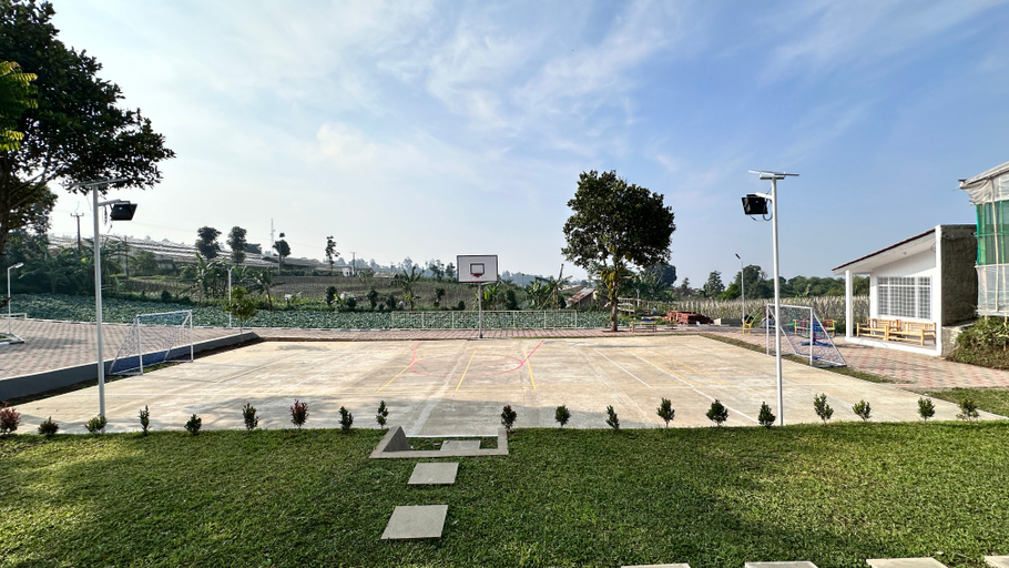 Others 5, D'toegoe  Villa, Bandung