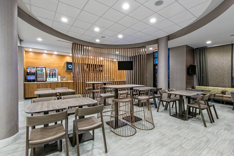 Food & Drinks 5, SpringHill Suites by Marriott San Antonio Airport, Bexar