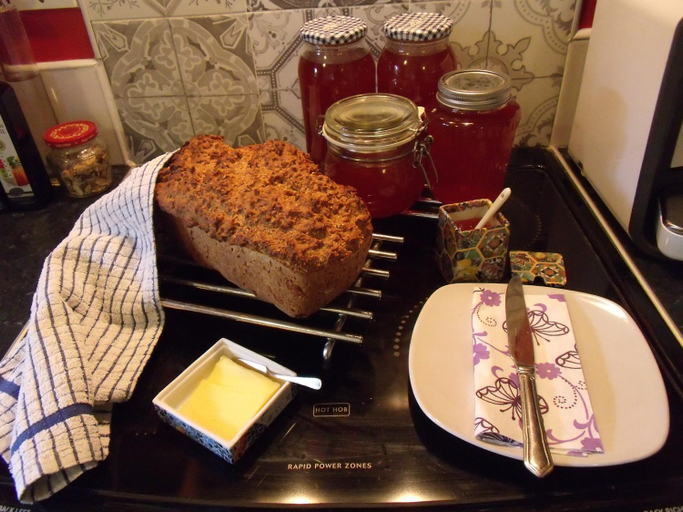 Food & Drinks 4, No 12 B&B