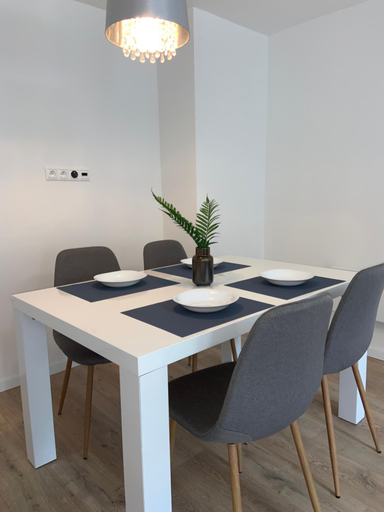 Others 5, Amira Apartman, Komárno