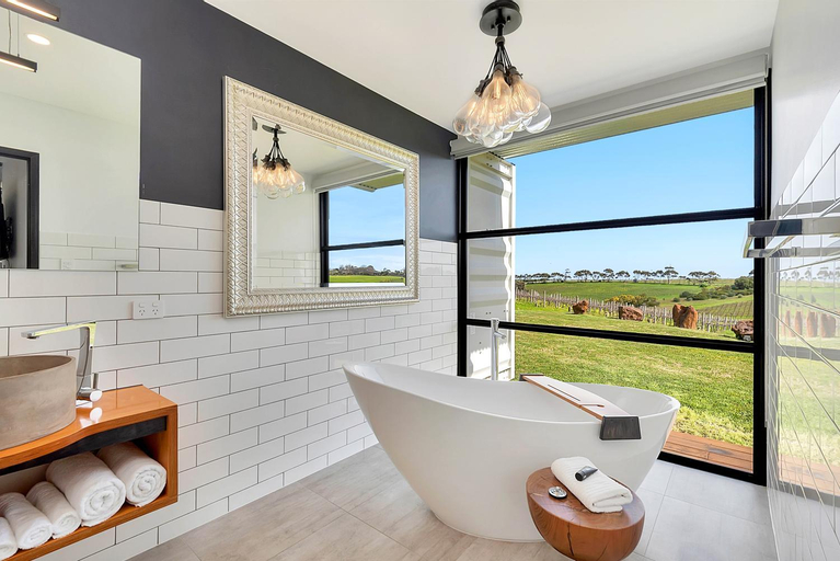Bathroom 12