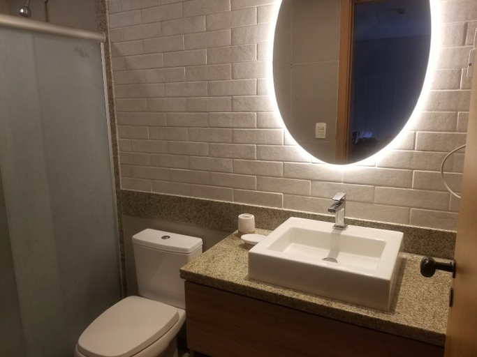 Bathroom 2, MARULHOS RESORT BEIRA-MAR BY CANTO DA PRAIA, Ipojuca