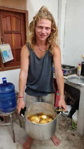 Others 2, Bami hostel, Thakhek