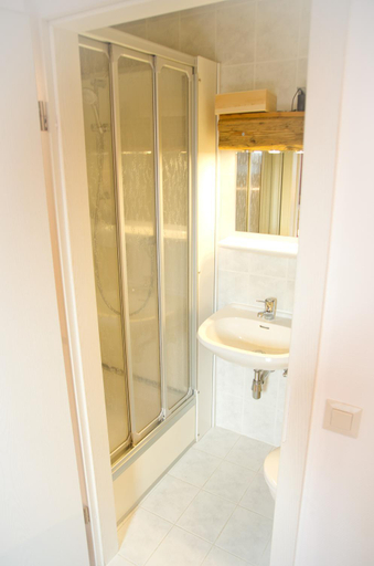 Bathroom 3, Berghotel Barenstein, Erzgebirgskreis