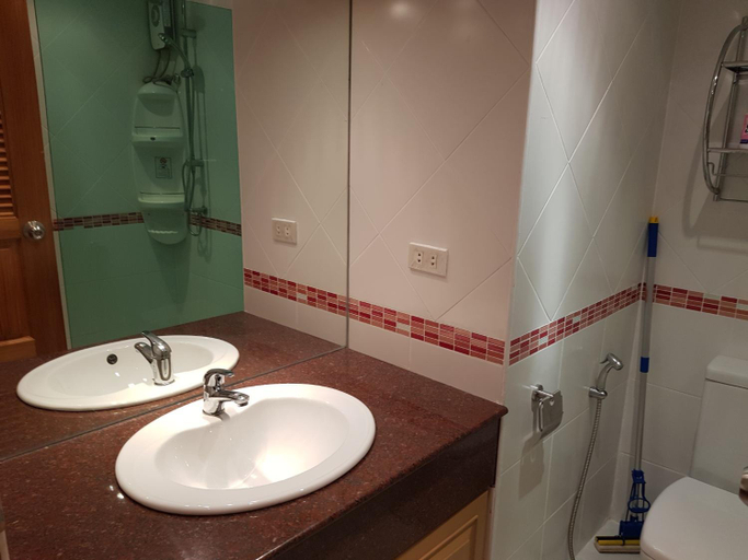 Bathroom 3, Jomtien beach condominium 5th floor modern studio apartment Pattaya, Pattaya