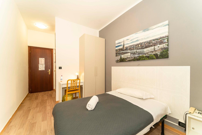 Bedroom 3, Hotel Cristallo Torino, Torino