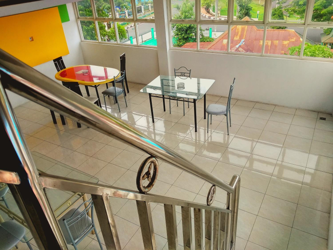 Others 4, Wisma Aira, Ternate