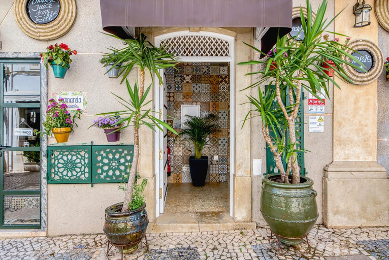 Others 4, Mosaiko 5 Suites, Silves