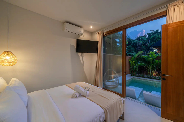 Bedroom 3, Dreamscape Haven: Heavenly 2BR Villa with Rooftop in Pererenan!, Badung