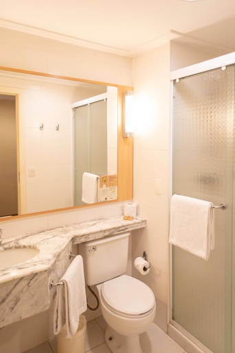 Bathroom 4, ibis Sao Paulo Barra Funda, São Paulo