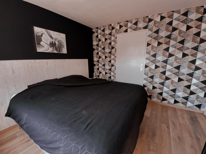 Others 5, Loods 123 bed & kitchen, Landgraaf