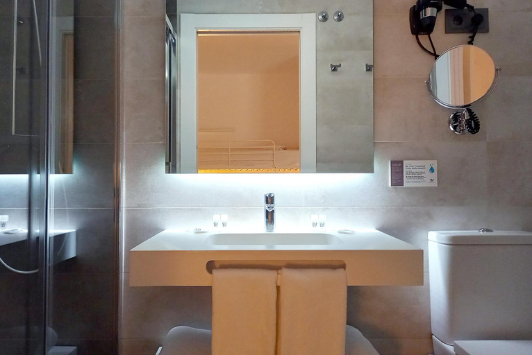 Bathroom 4, Woohoo Rooms Fuencarral, Madrid