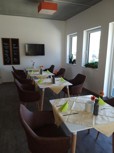 Food & Drinks, DOMS Gastehaus, Neusiedl am See