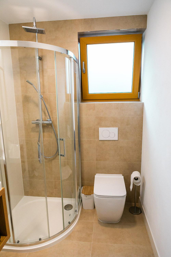 Bathroom 2, VIGEO lounge b&b coffee, Prievidza